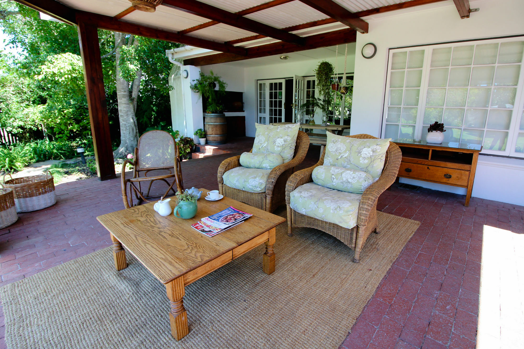 Whispering Oaks Guest House George Exterior photo